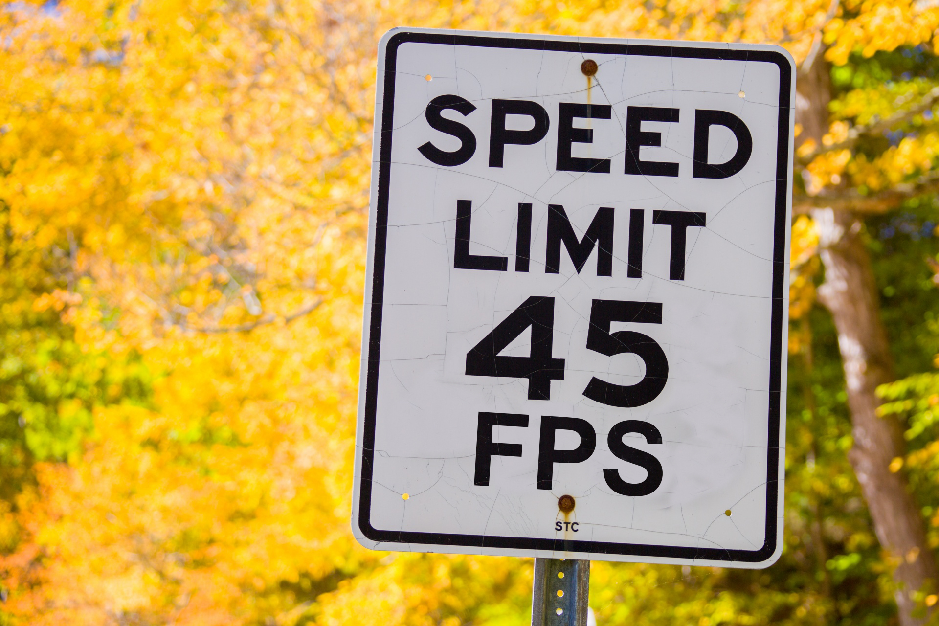 a speed limit sign that says '45 fps'